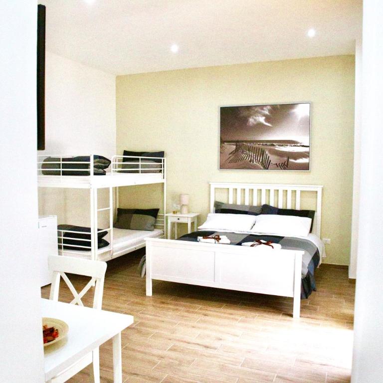 Andolfi 24 Rooms - Camera Quadrupla Superior - 12