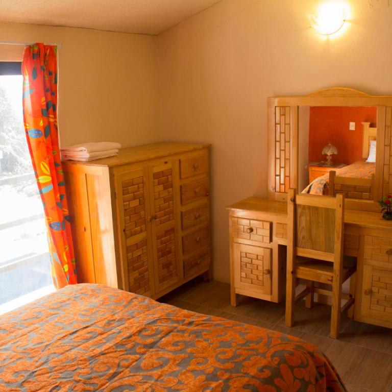 San Jose Olympia - Four-Bedroom House - 10