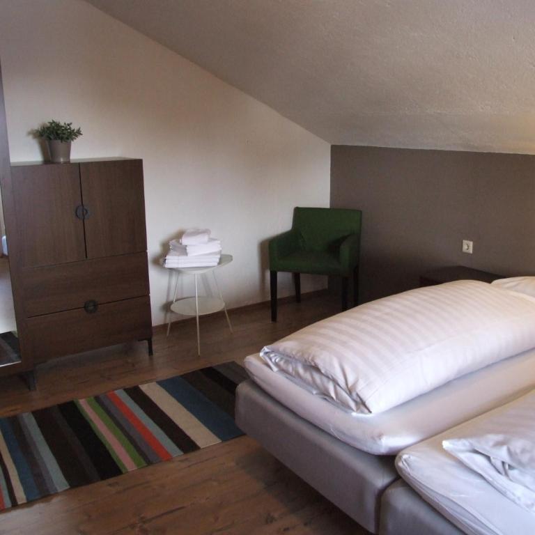 Haus Irmgard by Châtel Reizen - Dreibettzimmer mit Gemeinschaftsbad - 7