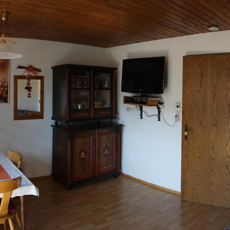 Haus Waldblick - Apartment mit Balkon - 12