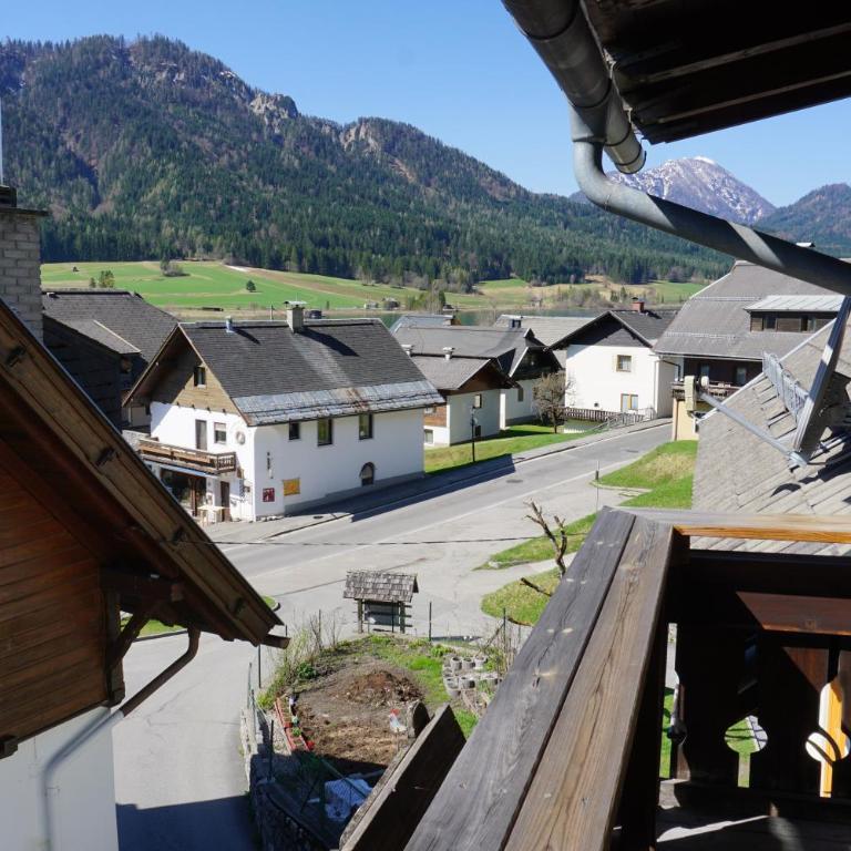 Haus Waldblick - Apartment mit Balkon - 10