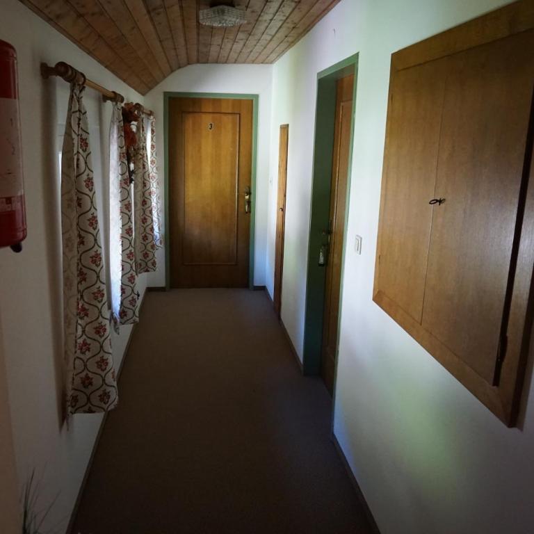 Haus Waldblick - Apartment mit Balkon - 9