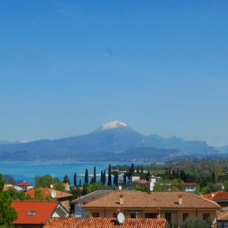 Hotel Clarin 14 by Dori - Camera Matrimoniale Superior con Vista Lago - 2