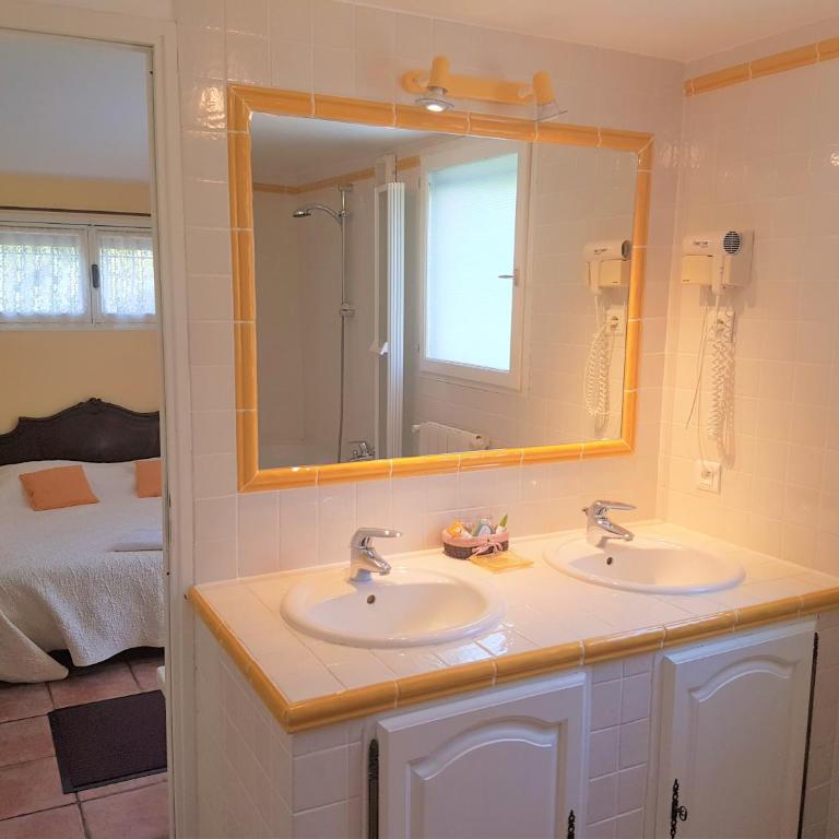 B&B with charm, quiet, kitchen, sw pool. - Suite avec Terrasse - 3