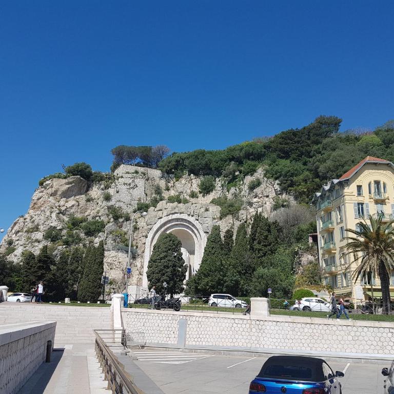 Les Palmiers à 700m de la mer - Appartement - Vue sur Jardin - 30