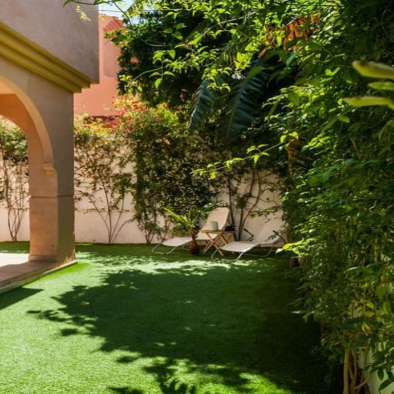 CASA 4 HABITACIONES CON JARDIN 10 Pax - Casa - 44