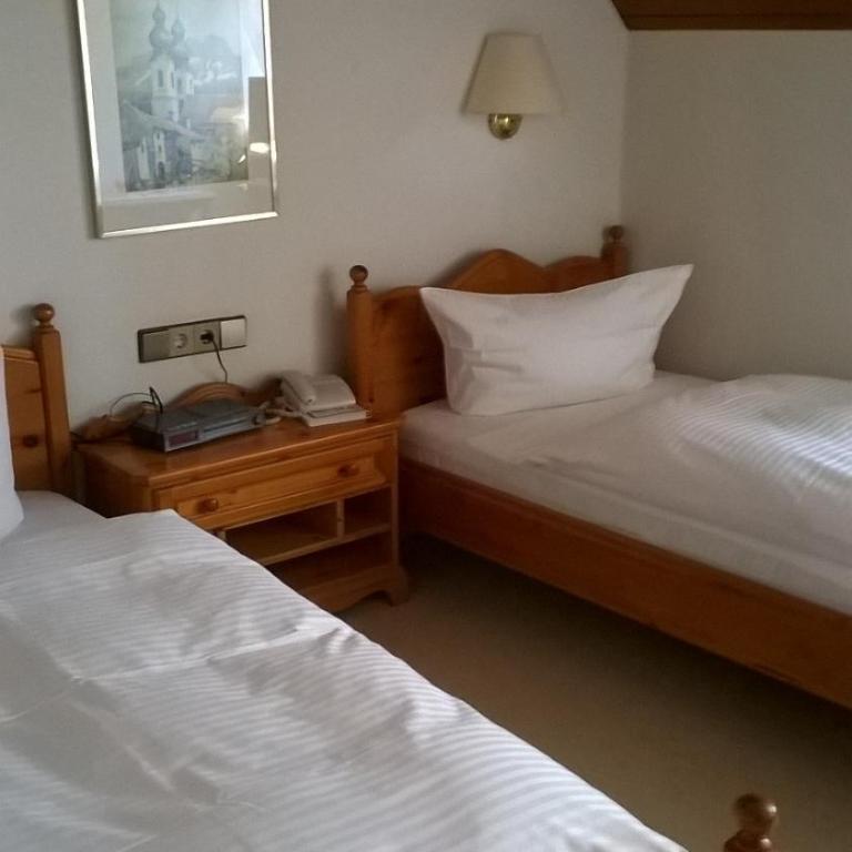 Hotel Alte Post - Budget Zweibettzimmer - 2