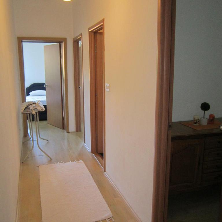 Huter Apartments - Two-Bedroom Apartment with Terrace - 15