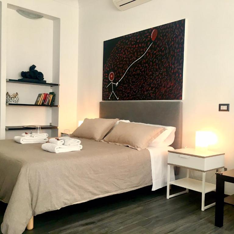 Your House By Ale - Camera Tripla con Bagno Privato Esterno - 22