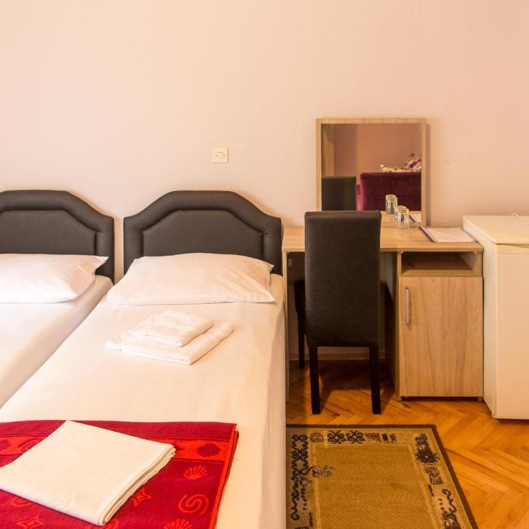 Guesthouse Blue Coast - Dvokrevetna Soba sa Bračnim Krevetom/Zasebnim Krevetima - 6