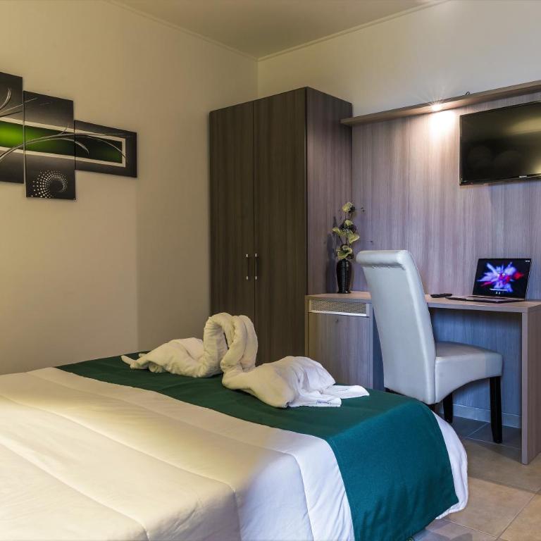 La Piazzetta Guest House - Camera Matrimoniale/Doppia con Letti Singoli con Bagno Privato - 3