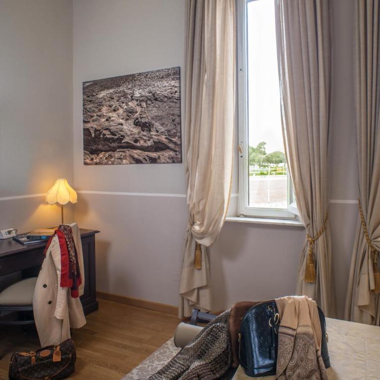 Hotel Navy - Camera Matrimoniale - 1