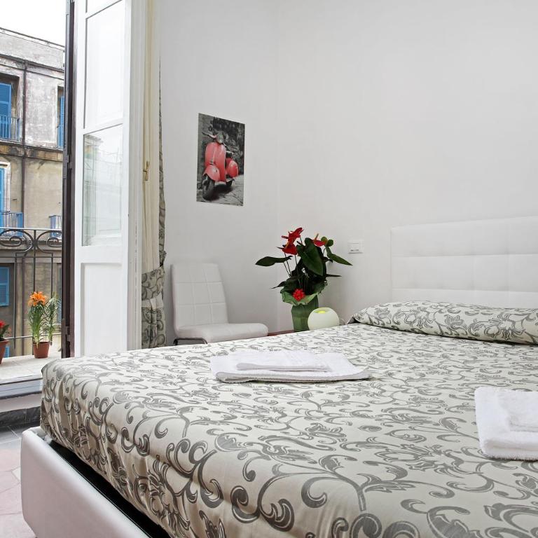 Angels In Rome - Double Room with Shared Bathroom - 22
