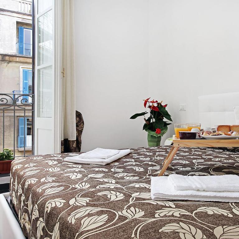 Angels In Rome - Double Room with Shared Bathroom - 5