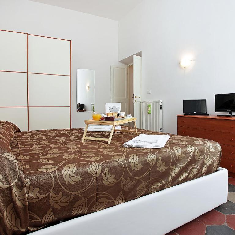 Angels In Rome - Double Room with Shared Bathroom - 26
