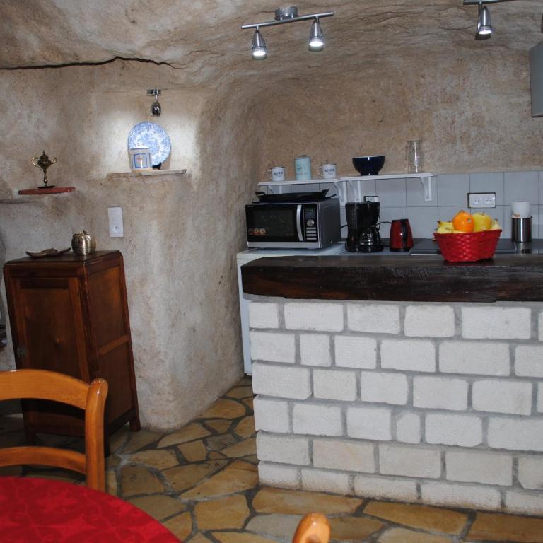Gite " Le Troglo des 3 Châteaux " - Familienstudio - 3