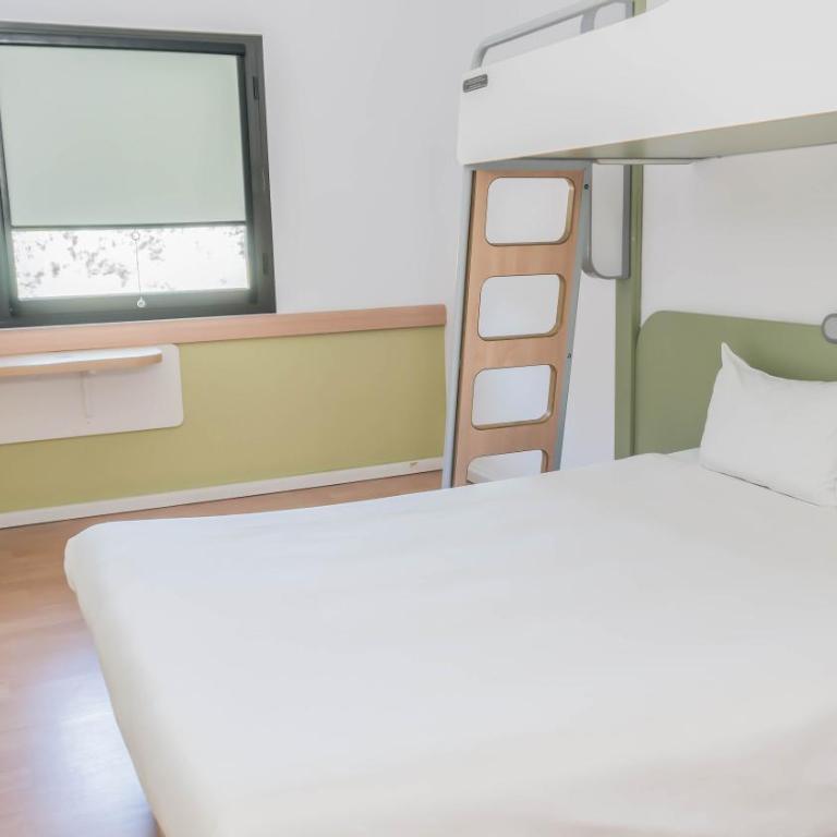 Ibis Budget Girona Costa Brava - Habitación Triple - 4