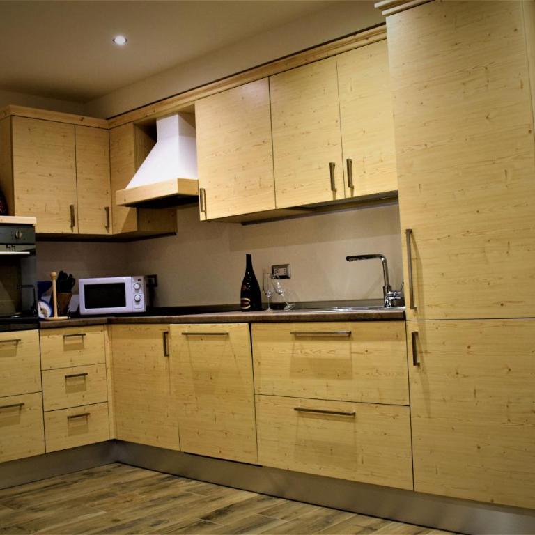 Enrosadira - Three-Bedroom Apartment - 7