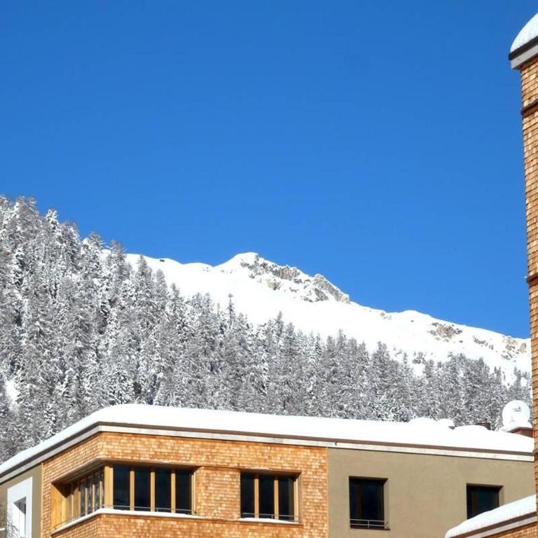 Chalavus - Apartment mit Blick auf die Berge - 12