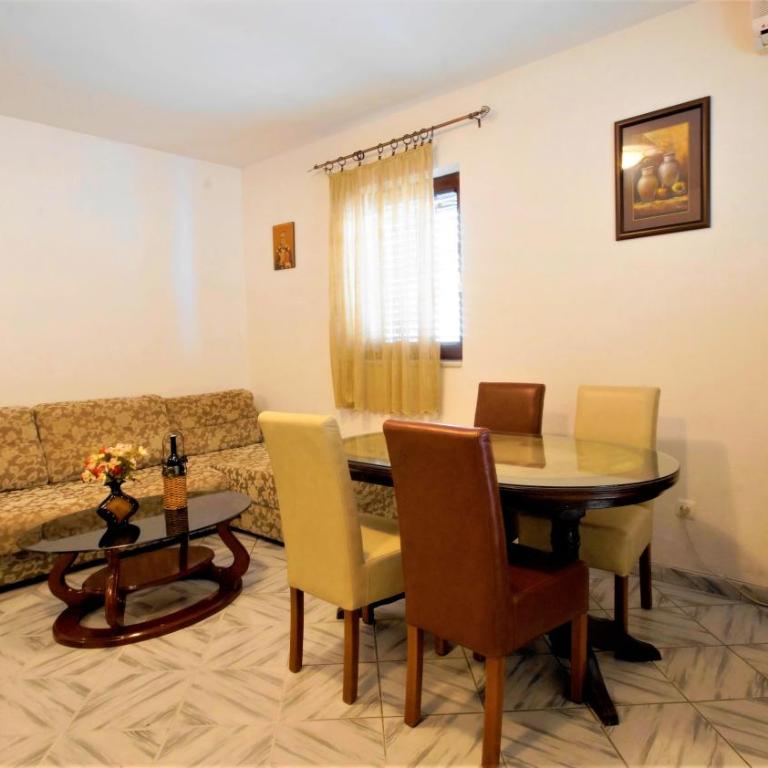 Apartment Glomazic - One-Bedroom Apartment - 22