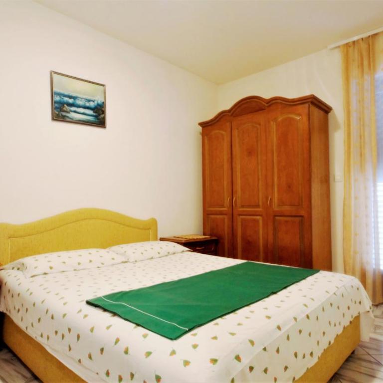 Apartment Glomazic - One-Bedroom Apartment - 13