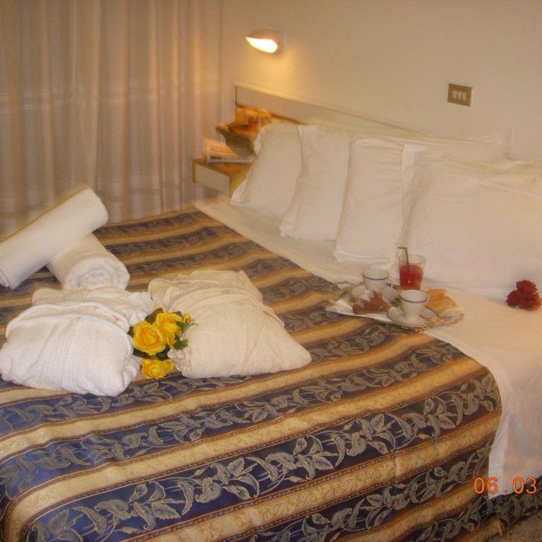 Hotel Moresco Riccione - Piscina Beach Village - Comfort Double Room - 11