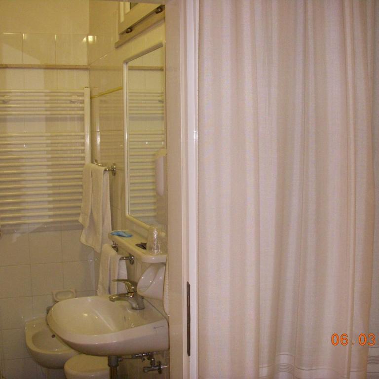 Hotel Moresco Riccione - Piscina Beach Village - Comfort Double Room - 6