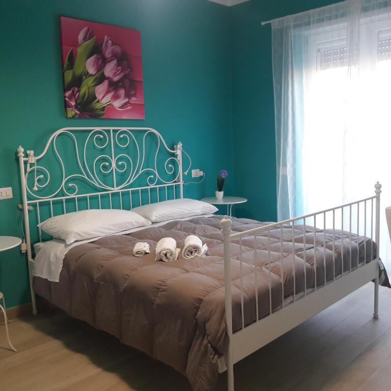 Zefiro - Double Room with Private Bathroom - 2
