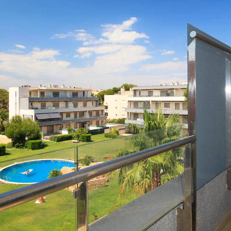UHC Salou Villa Family Complex - Apartamento con vistas a la piscina - 2