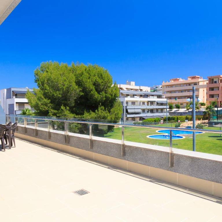 UHC Salou Villa Family Complex - Apartamento con vistas a la piscina - 3