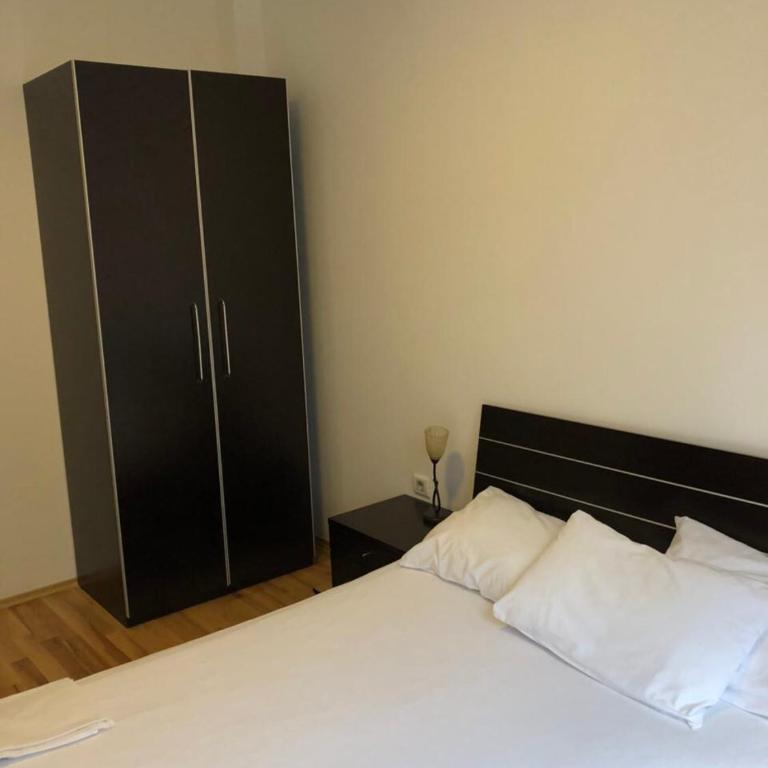 Apartments Ivan - Apartman sa 2 Spavaće Sobe, Balkonom i Pogledom na More - 19