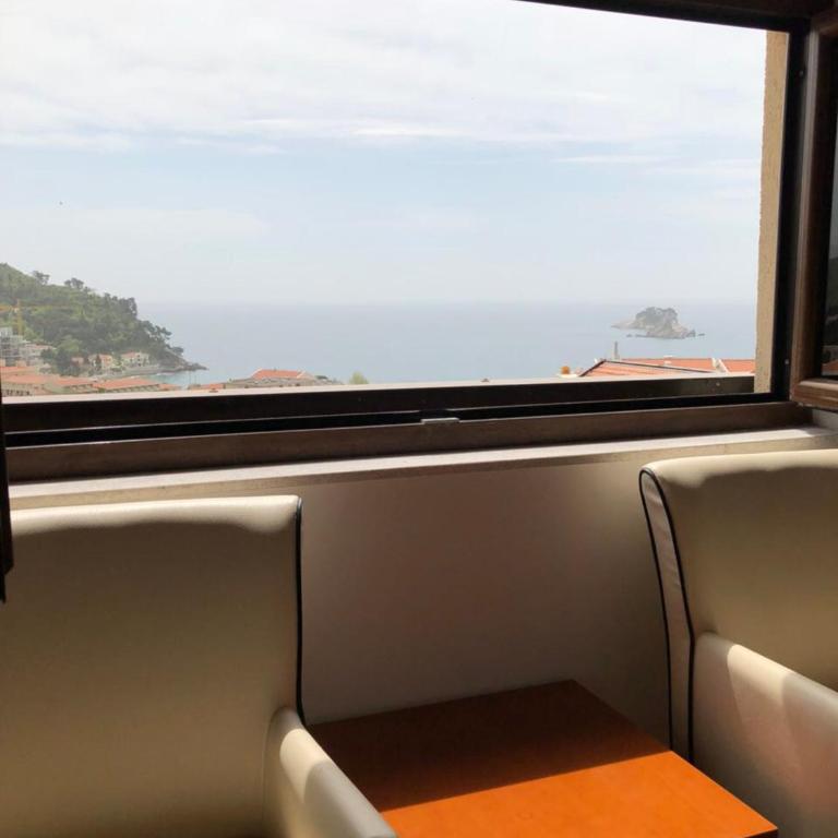 Apartments Ivan - Apartman sa 2 Spavaće Sobe, Terasom i Pogledom na More - 18