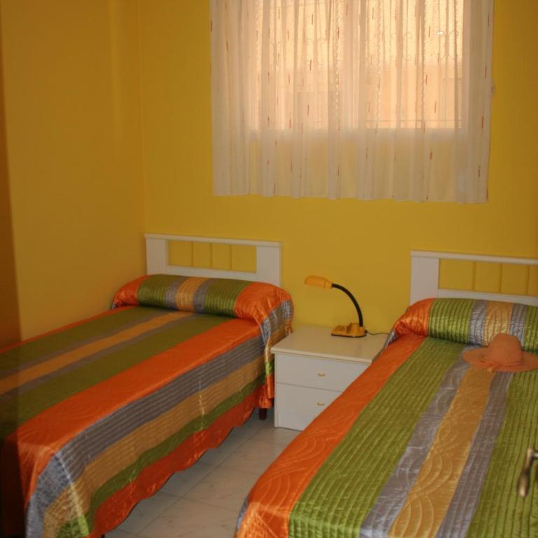 Apartamentos Marina sol de España - Two-Bedroom Apartment with Terrace - Beach Front - 16