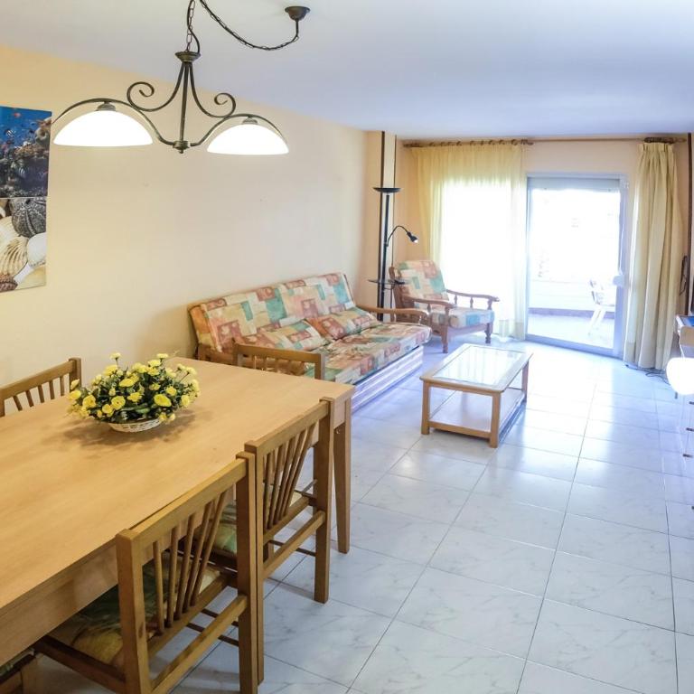 Apartamentos Marina sol de España - Two-Bedroom Apartment with Terrace - Beach Front - 13