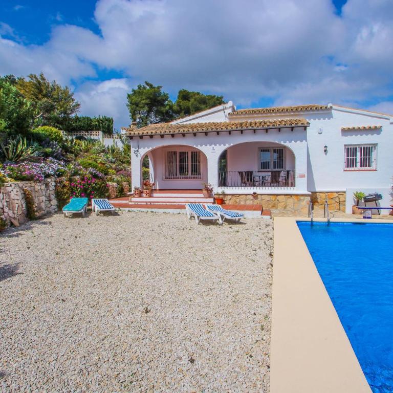Susana - this lovely detached holiday property in Moraira - Two-Bedroom House - 5