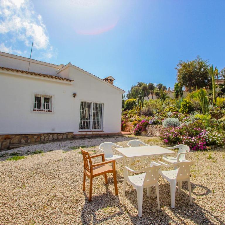 Susana - this lovely detached holiday property in Moraira - Two-Bedroom House - 12