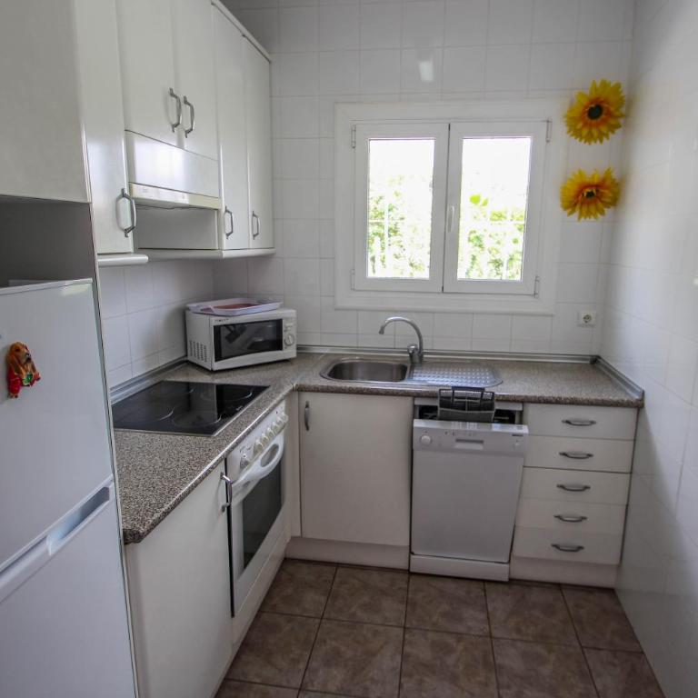 Susana - this lovely detached holiday property in Moraira - Two-Bedroom House - 17