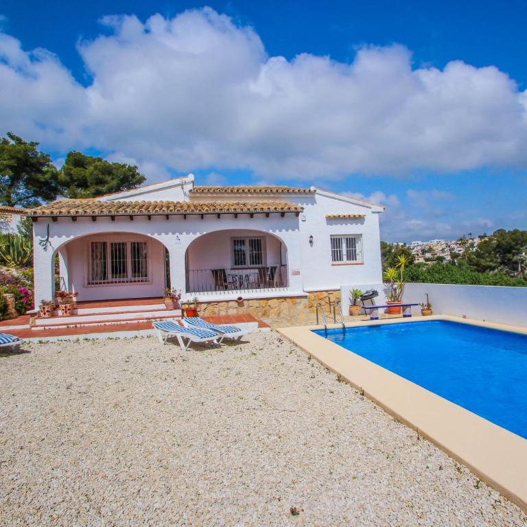 Susana - this lovely detached holiday property in Moraira - Two-Bedroom House - 4