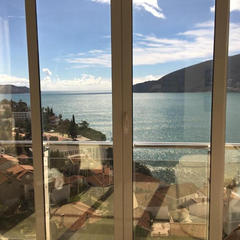 Penthouse View HN - Apartment - 2