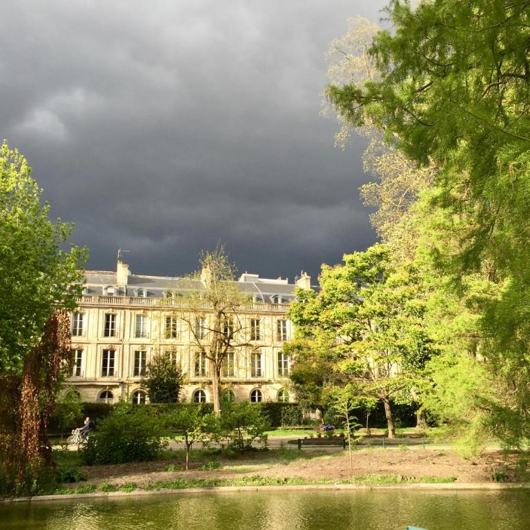 Romance au coeur de Bordeaux / Jardin Public - Maison de Vacances - 50