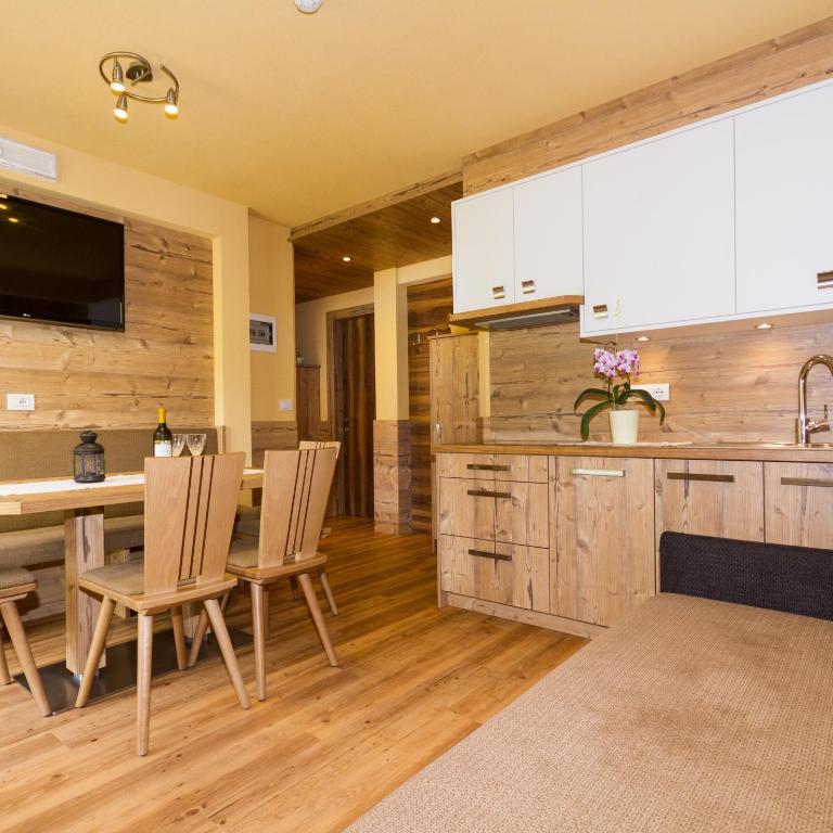 Ferienwohnung & Spa Access Zimmerhofer - Apartment mit 2 Schlafzimmern und Balkon - 1