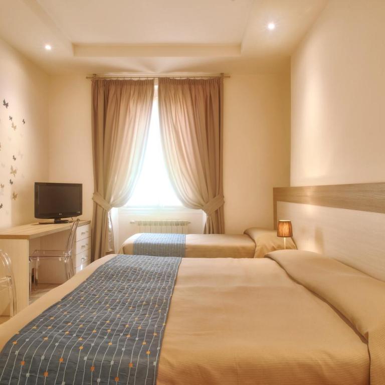 Hotel Bel Sit - Camera Tripla - 1