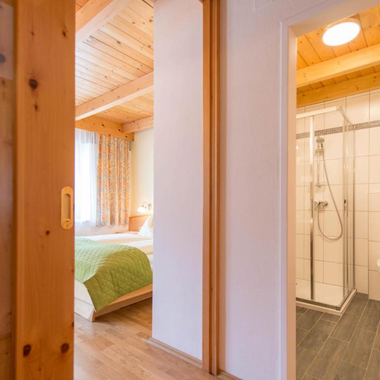 Hotel Naggler Weissbriach - Familiensuite - 9