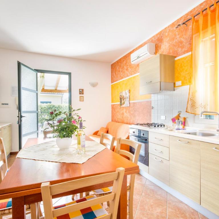 Case Vacanze Paradise Beach Vicino Cefalù PISCINA APERTA - Casa de 3 dormitorios y 2 baños privados con terraza y patio - 2 niveles - 7