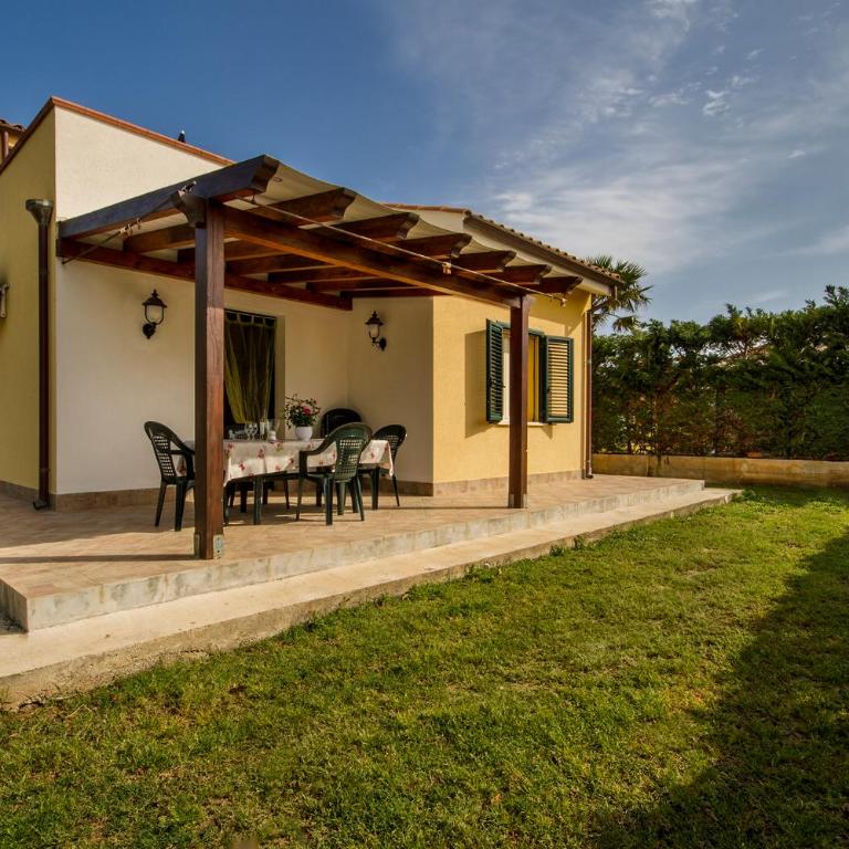 Case Vacanze Paradise Beach Vicino Cefalù PISCINA APERTA - Casa de 3 dormitorios y 2 baños privados con terraza y patio - 2 niveles - 6