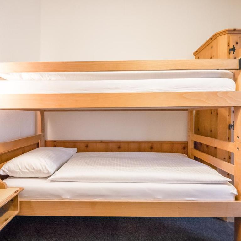 Hotel Montana by Mountain Hotels - Zweibettzimmer mit Dusche - 4
