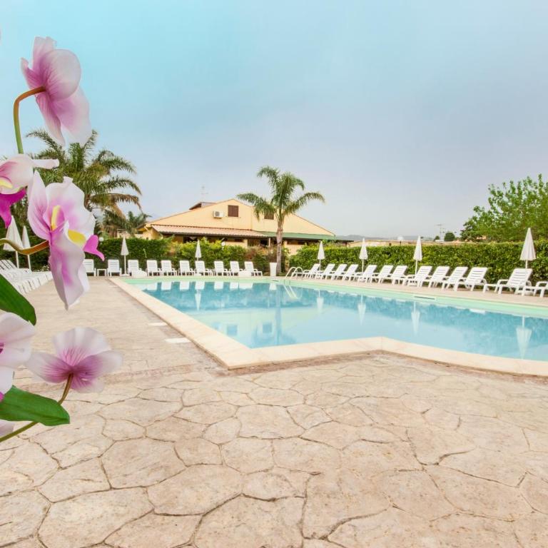 Case Vacanze Paradise Beach Vicino Cefalù PISCINA APERTA - Casa de 2 dormitorios con patio - 4