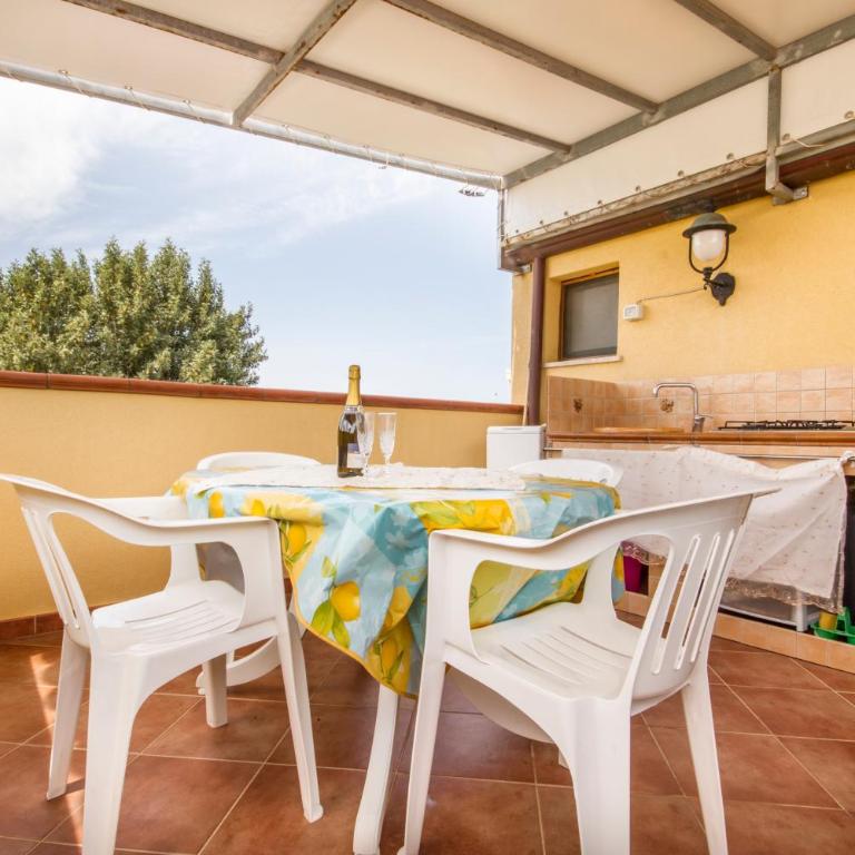 Case Vacanze Paradise Beach Vicino Cefalù PISCINA APERTA - Estudio con terraza y vistas a la piscina - 5