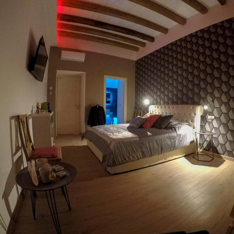 MYO Cagliari Charming House - Deluxe Double Room - 6