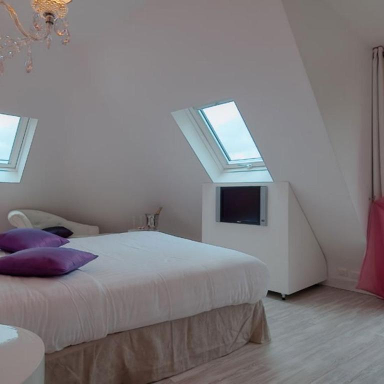 Hotel Cluny Square - Suite Romance - 4